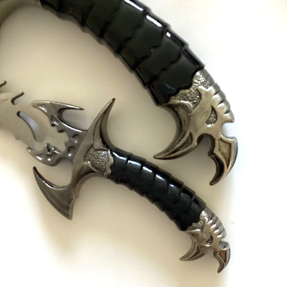 Ace Martial Arts Supply Draco Twin Fantasy Dagger Set, Silver Stainless China - Picture 14 of 14
